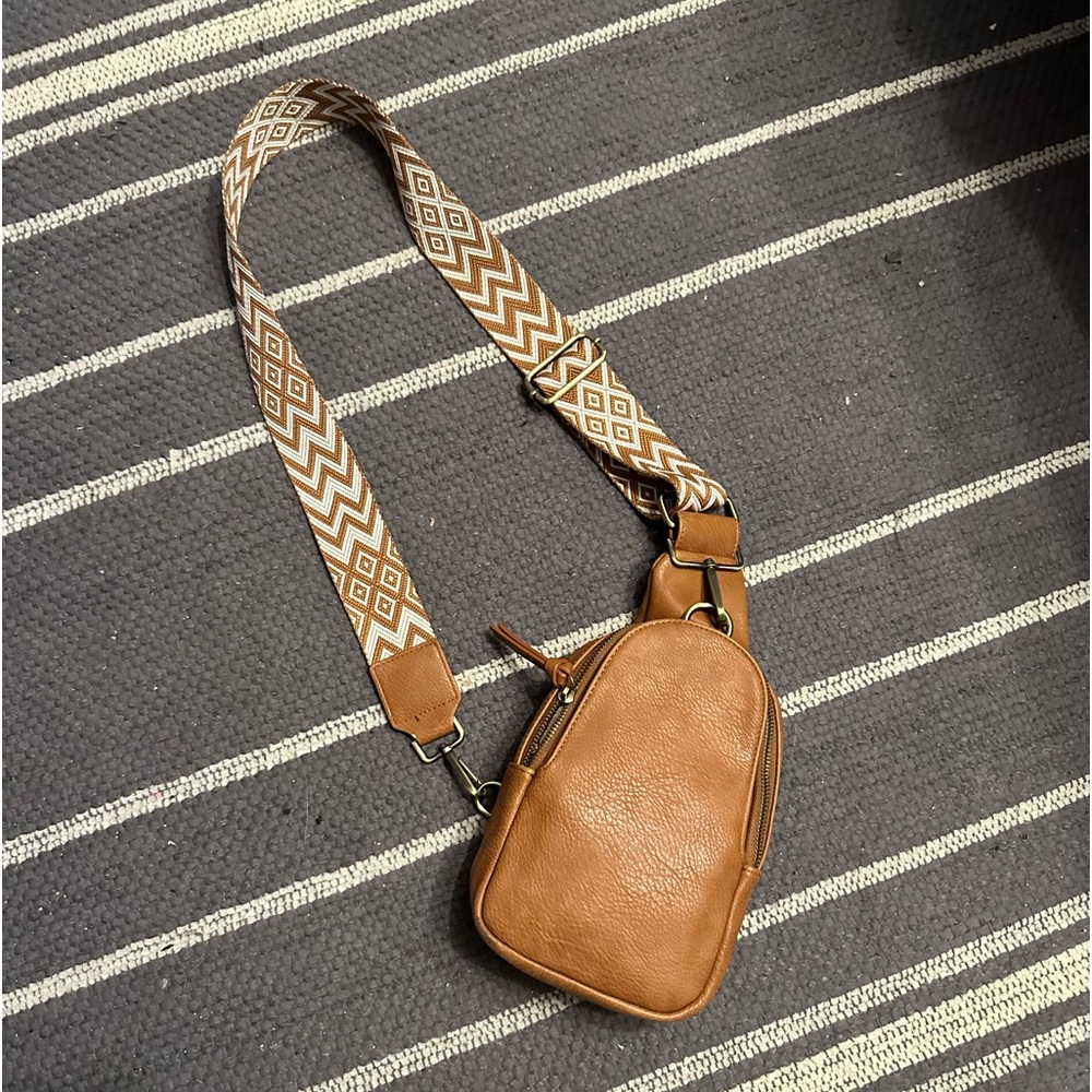 Anthropologie Crossbody - Mint condition